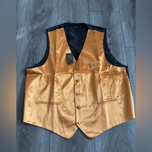 Di ban gu Gold Vest perfect for any formal event